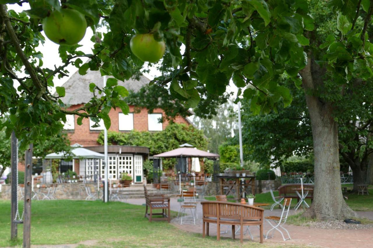 Landgasthof Kasch - Hotel Und Restaurant Malente Kültér fotó
